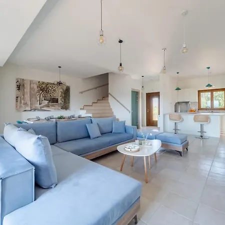 Althea 1 Villa Kompítsion